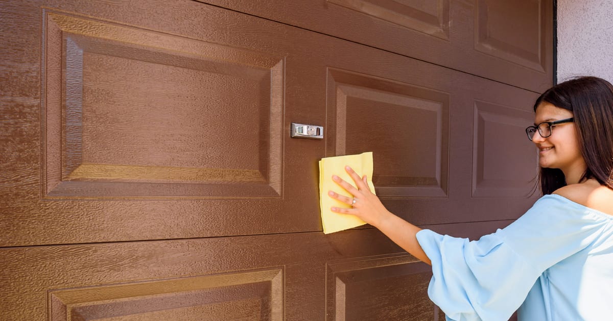 Garage Door Cleaning 1200x630